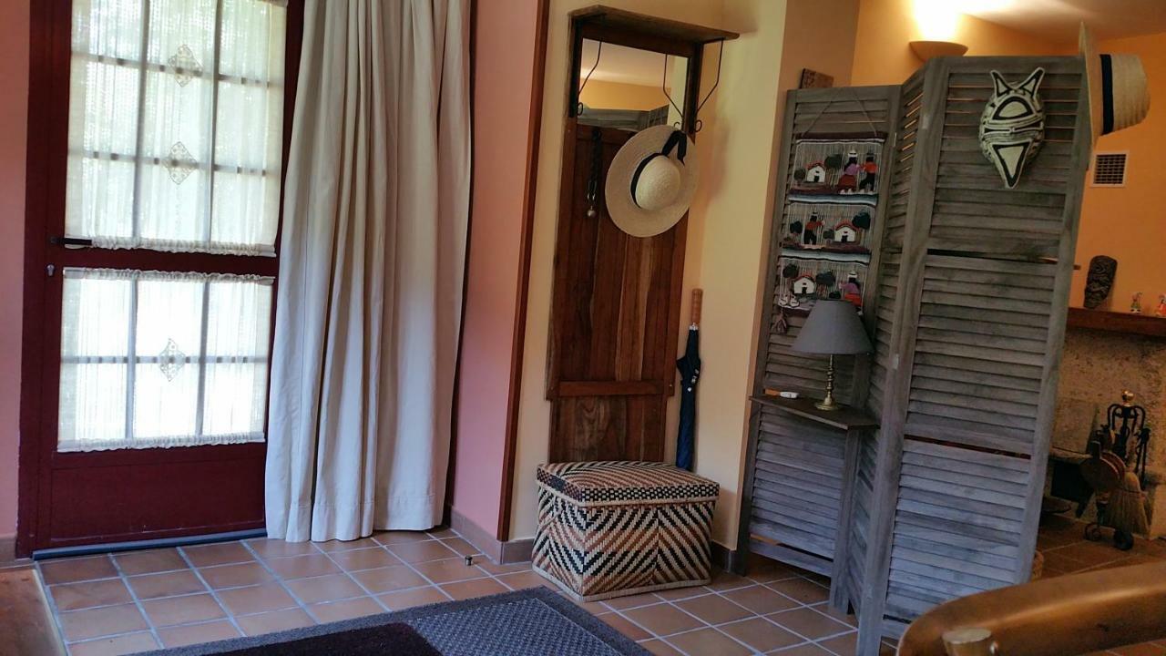 Вілла A Casa Do Buxo Nogueira De Ramuin Екстер'єр фото