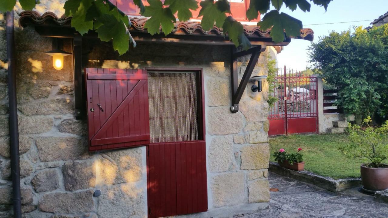 Вілла A Casa Do Buxo Nogueira De Ramuin Екстер'єр фото